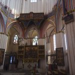 Wnętrze kościoła św. Mikołaja - gotycki ołtarz